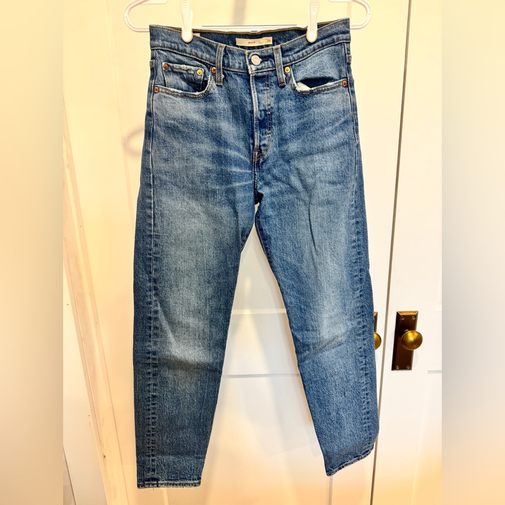 Levi's Wedgie Straight Leg Jeans